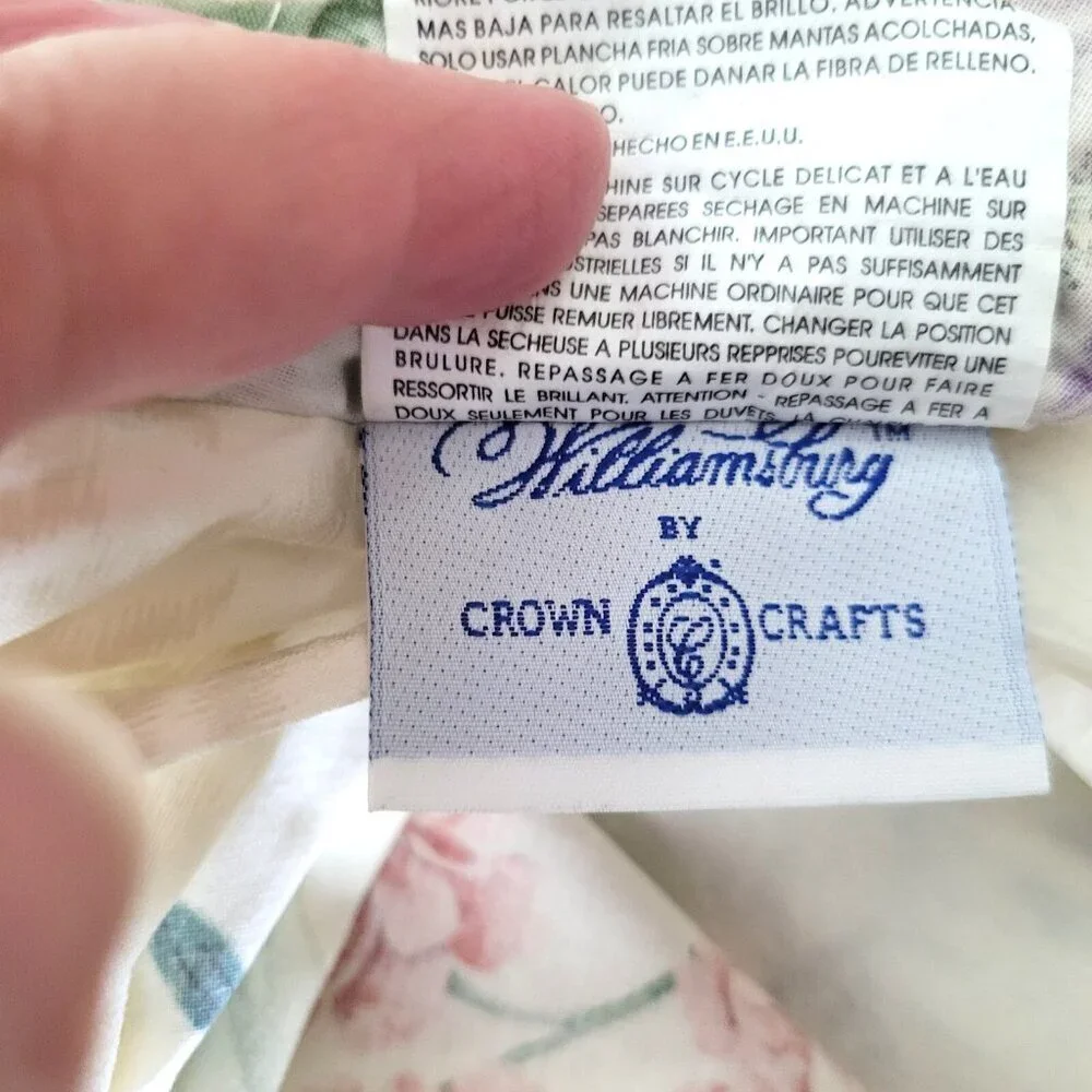 Williamsburg by Crown Craft Pillow Shams Set of 2 King Palace Floral 30